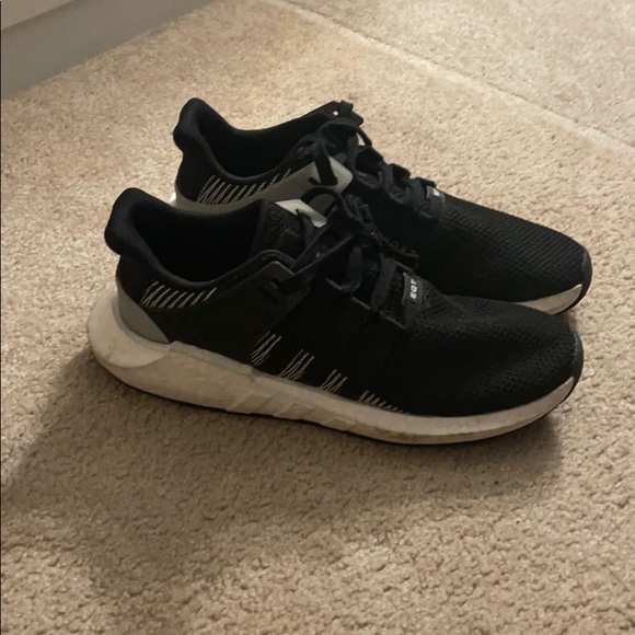 Adidas shoes - Picture 2 of 4